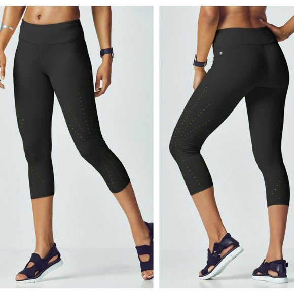 fabletics cropped leggings